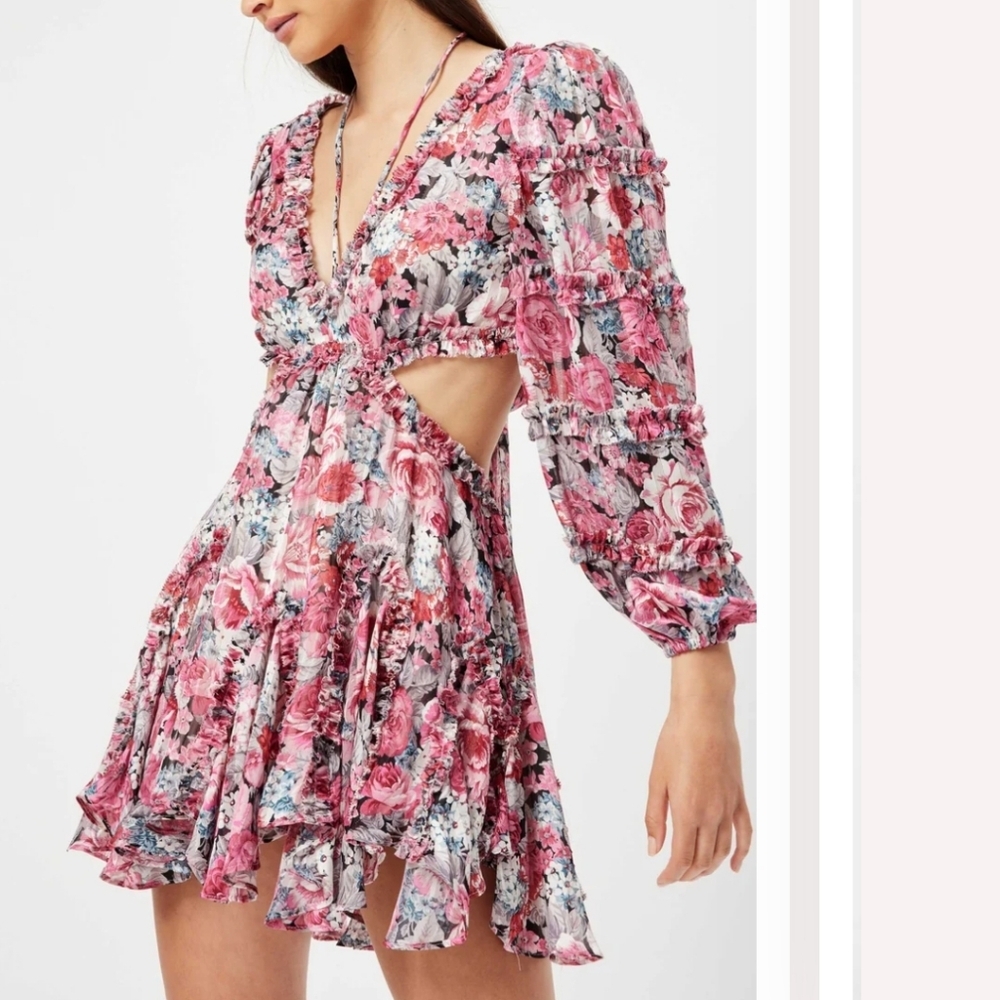 Elliatt Bay Floral Dress - Picture 4 of 15